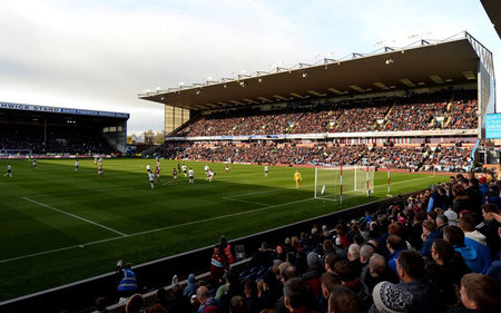 激烈且充满 激烈且充满